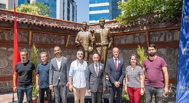 Ahmet Piriştina heykeli APİKAM’da açıldı