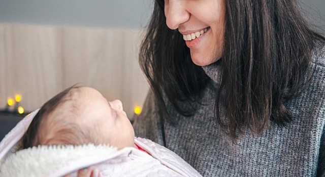 Bebeğin Anne Karnında Kalma Süresi Beyin Gelişimini Etkiliyor!