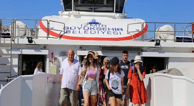 İZDENİZ’in yaz seferlerine büyük ilgi...İzmir