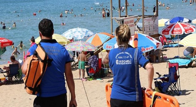 Mavi bayraklı plajlarda Büyükşehir’den ilkyardım timi... Kocaeli