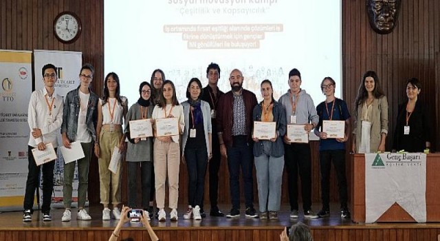 NN Hayat ve Emeklilik ve Genç Başarı Eğitim Vakfı işbirliğiyle Sosyal İnovasyon Kampı gerçekleşti