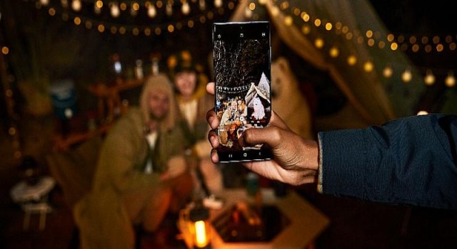Samsung Galaxy S22 Ultra, S22+ ve S22 ile en karanlık ortamlarda dahi mükemmel bir kamera deneyimi