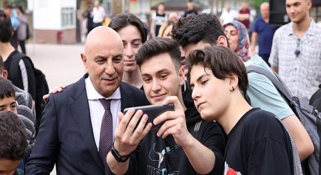 Yeni Halı Sahada İlk Penaltı Başkan Altınok’tan...Keçiören