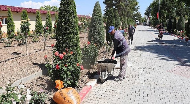 Karaman Belediyesi Bayrama Hazır