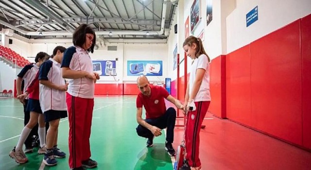Karşıyaka’da Bini Aşkın Gencin Sportif Yeteneği Test Edildi