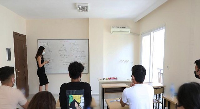 Antalya Büyükşehir’in YKS hazırlık kursu kayıtları başladı