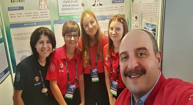 İzmir’li Öğrencilerden Gururlandıran Başarı