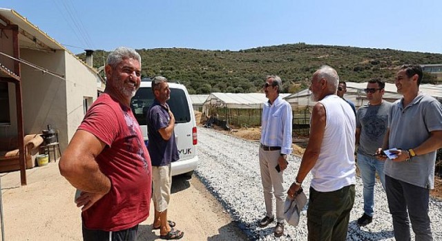 Urla Belediyesi’nden asfalt ve parke hamlesi
