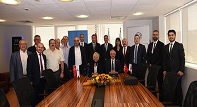 Vakıf Katılım ile İzmir Ticaret Borsası arasında iş birliği protokolü imzalandı