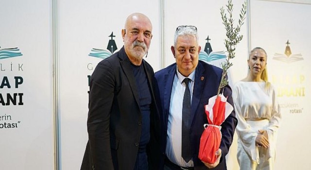 Ercan Kesal: Onurlu yaşamanın yolunu inşa etmeliyiz