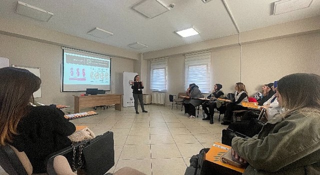 Anne Adaylarına "Gebelik Eğitimi"