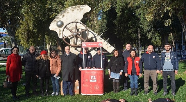 EÜ'e “112 Acil Çağrı Numarasını Nasıl Arayalım?” standı açıldı