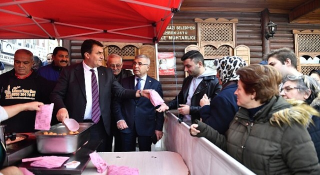 Osmangazili Muhtarlardan Başkan Dündar'ın babası için lokma hayrı