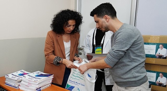 Beylikdüzü Belediyesi'nden Öğrencilere Kitap Desteği