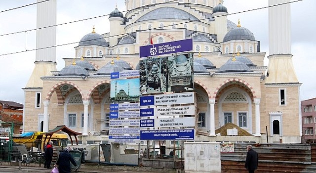 Yeni Mehmet Ali Paşa Camii'ne yeni meydan