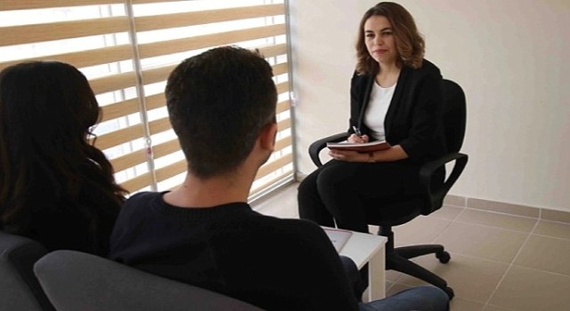 Bayraklı'da depremzedelere psikolojik destek