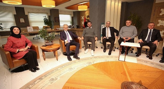 CHP Bursa Gençlik Kolları'ndan Başkan Erdem'e ziyaret