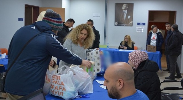 EÜ'de toplanan ayni yardımların ilk etabı deprem bölgesine gönderildi