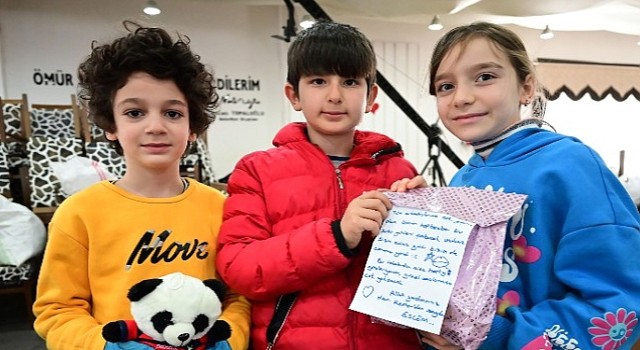 Kemer'den depremzedelere duygusal mesajlar