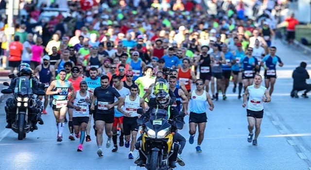 Uluslararası Runtalya Maratonu 5 Mart'ta , Atılan adımlarla depremzedelere umut olunacak