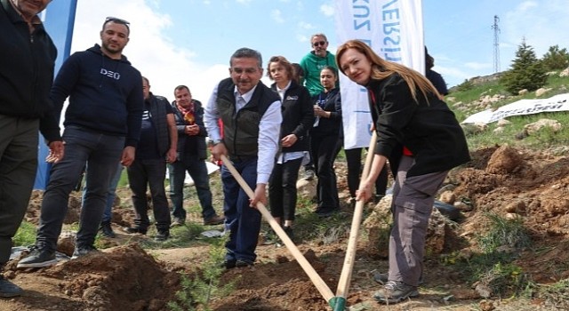 DEÜ Malatya'da 65 Bin Fidanı Toprakla Buluşturacak