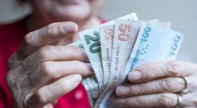 Emeklilerin maaş ve ikramiye ödemeleri için tarih belli oldu