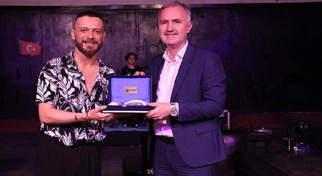 İnegöl Safa Zakir'e 90'ları Yeniden Yaşadı