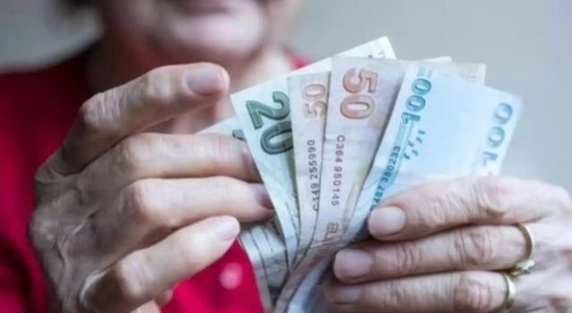 En düşük emekli maaşı 14 bin 431 lira olacak dedi