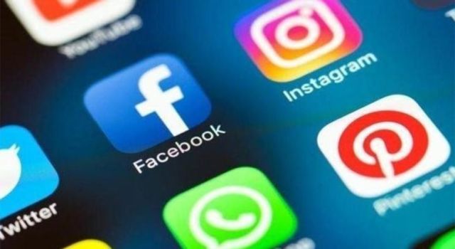 Instagram ve Facebook çöktü