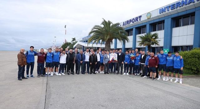 Şampiyon Trabzonspor U19 Takımı Şehre Geldi