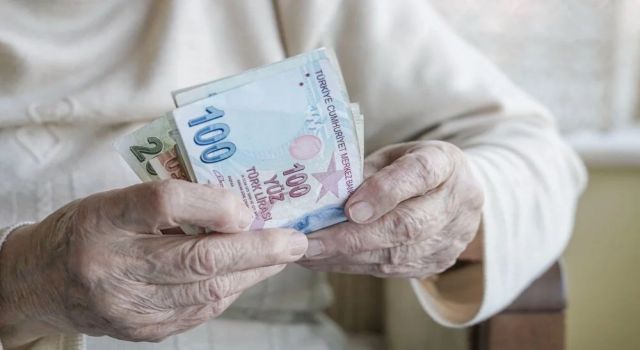 Emeklilere bir destek daha yürürlükte! Bayram öncesi indirim kararı