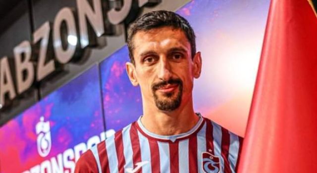 Trabzonspor yeni transferi resmen açıkladı! İşte maliyeti