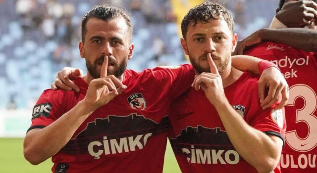 Trabzonspor Anlaştığı Futbolcuyu Trabzon’a Getirdi