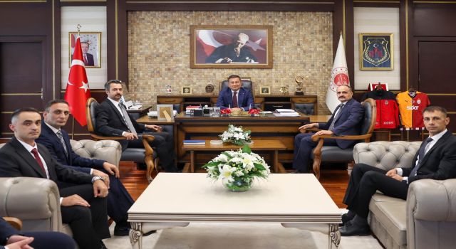 Kahraman Eski Uzman Çavuşlar İçin Tarihi Adım: Devletin Kalbinde Yoğun Mesai!