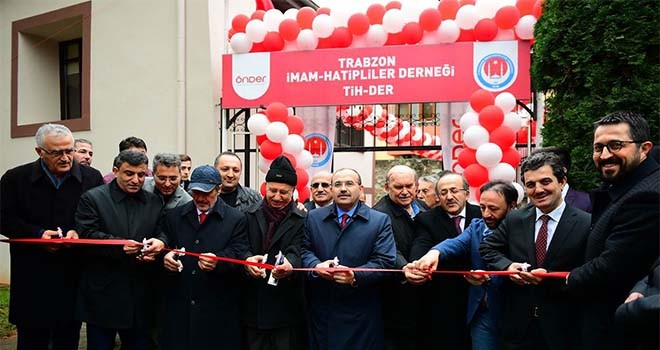 İmam Hatipliler Derneği’nin Yeni Hizmet Binası Ortahisar’da Hizmete Açıldı