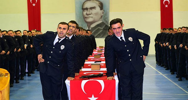 Trabzon Polis Meslek Eğitim Merkezi 22. Dönem Mezunlarını Verdi