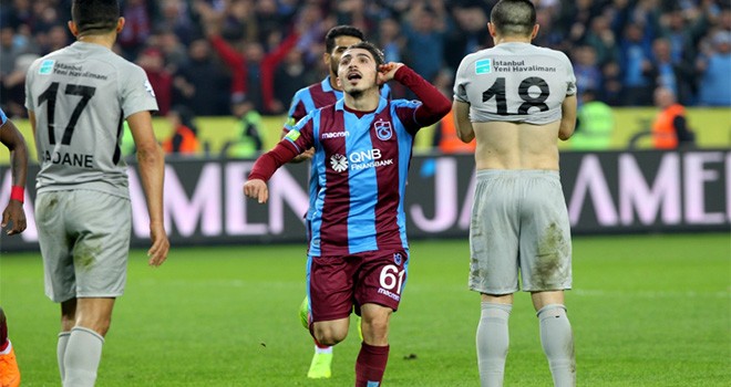 Abdülkadir Ömür: ''Avrupa'da oynamak isterim''