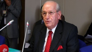 Şenes Erzik'ten liglerle ilgili açıklama