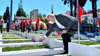 Trabzon Şehitliğinde Duygulandıran Tören