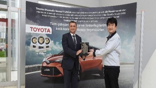 Toyota Otomotiv Sanayi Türkiye’ye Platin İhracat ödülü