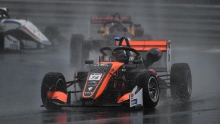 Cem Bölükbaşı ilk Euroformula Open yarışında tarihe geçti