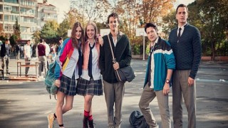 Dünyayı değiştirme gücüne sen sahipsin. Aşk 101 2. Sezon 30 Eylül’de tüm dünya ile aynı anda yalnızca Netflix’te.