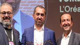L’Oréal Türkiye Profesyonel Ürünler Divizyonu Genel Müdürü Volkan Yıldız, LiSA Ödülleri’nde Yılın Lideri seçildi