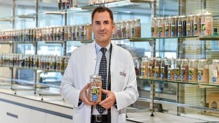 Biota Laboratuvarları ve Acıbadem Üniversitesi’nden akne ile mücadelede bitkisel formül