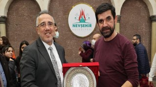 Serdar Tuncer Kitap Fuarı’nın İlk Konuğu Oldu