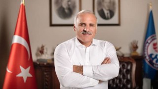 Trabzon Büyükşehir Belediye Başkanı Murat Zorluoğlu'ndan yeni yıl mesajı