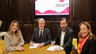 Türk Eğitim Vakfı’nın burs desteği, İngiltere’ye uzandı