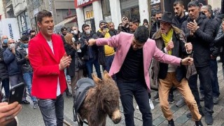 Fatih Bulut yeni teklisini müzikseverlerle buluşturdu: ”Ölme Eşeğim Ölme”