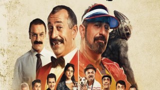 Ünlü Komedyen Cem Yılmaz’ın Çok Sevilen Karakomik Film Serilerinin Senaryosu İnkılap Kitapevi Etiketiyle Raflarda Yerini Alıyor