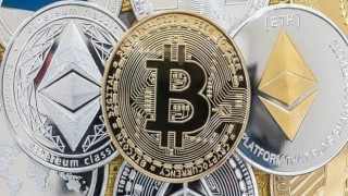 Durgunluk Korkusu Dünya Genelinde Paniği Artırırken Bitcoin Yeniden 30.000 Altına Göz Kırpıyor
